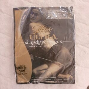 Silkies Ultra Shapely Perfection Sheer Control Top Hosiery Misty Grey Medium NWT